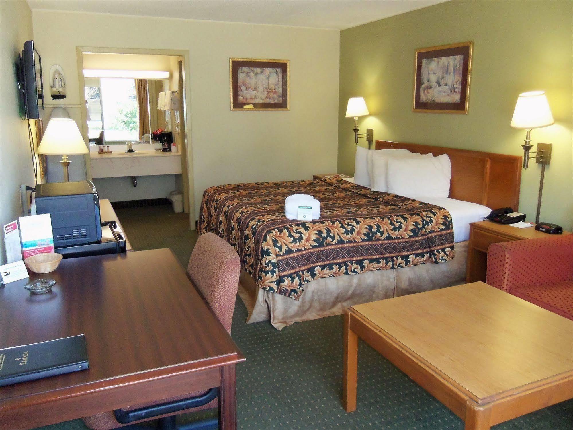 Discovery Inn ラファイエット エクステリア 写真